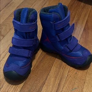 Keen Kids Purple and Pink Girls Snow Boots 11